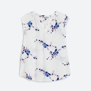 Daniel Rainn Maternity Shirt Size L, White and Blue Floral